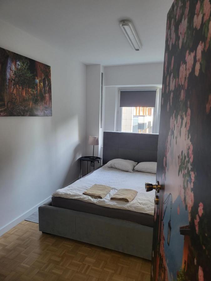Studio Zelazna Rooms Near Old Town Varsavia Esterno foto